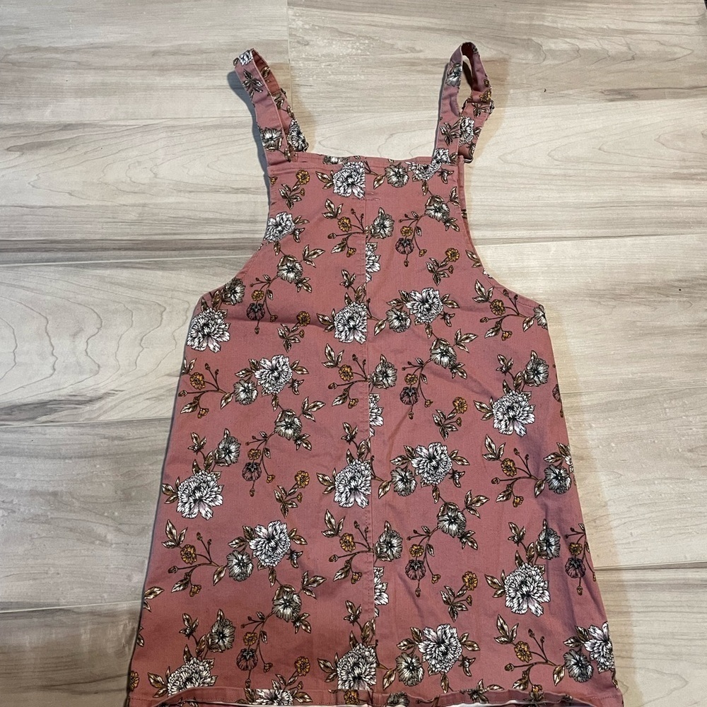 Juniors' SO Pinafore Pink Floral Jumper/Dress- Size Medium - Picture 9 of 14